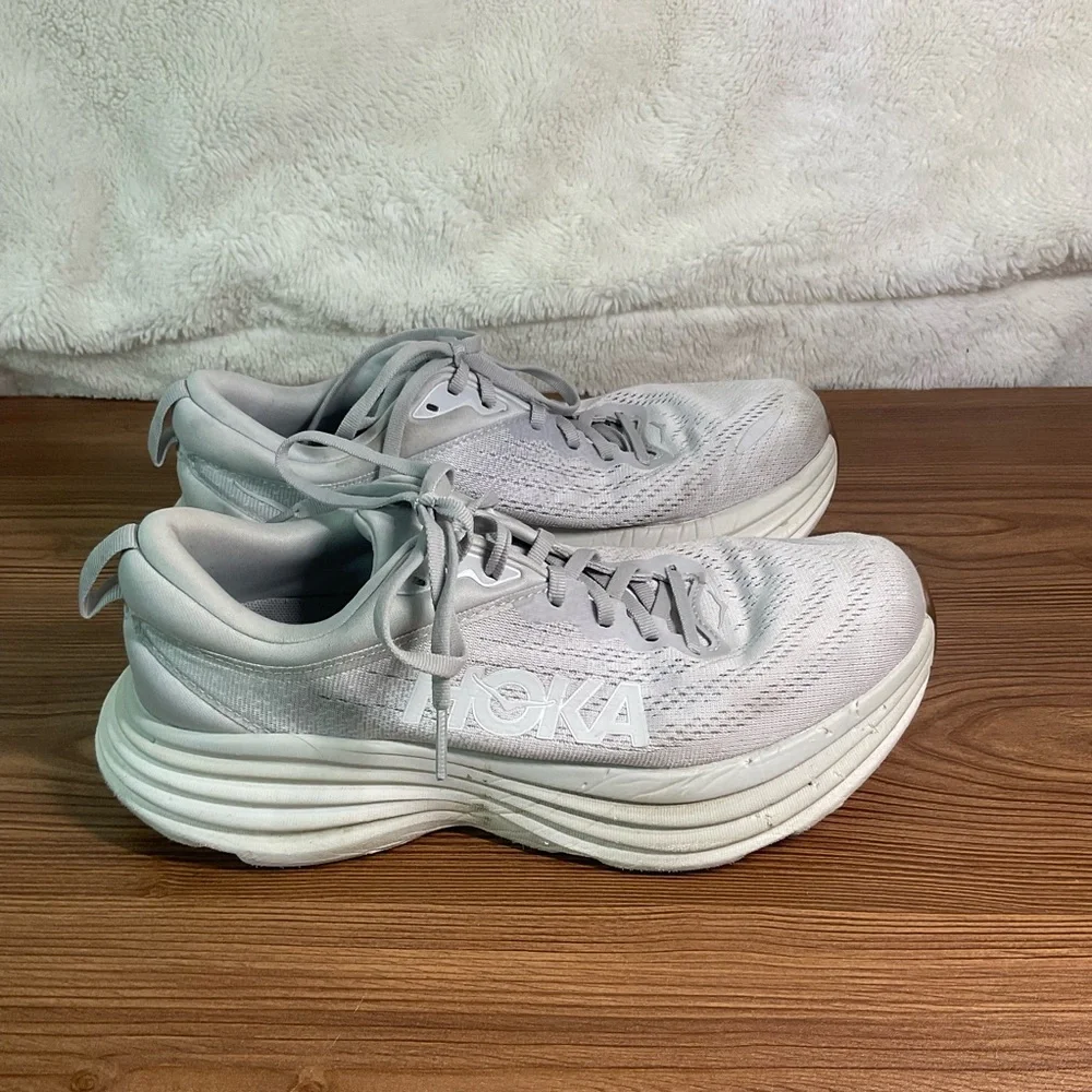 Hoka Bondi 8 women’s White Athletic Shoes size 9.5 - Picture 2 of 9